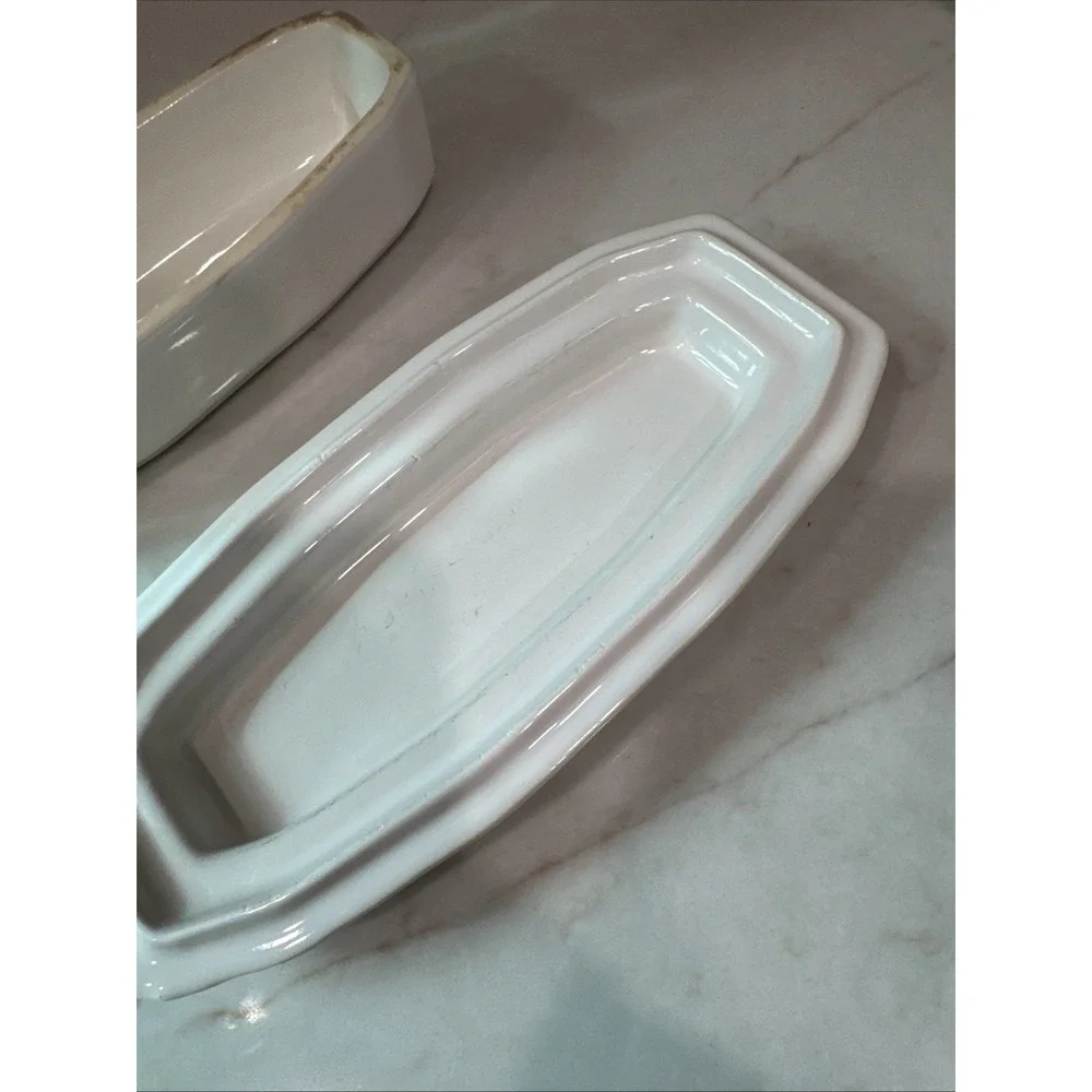 Pfaltzgraff Heritage White Stoneware Stick Butter Dish‎  with lid Vintage